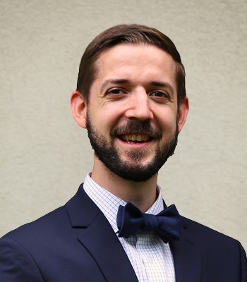 Dr. Valenzuela